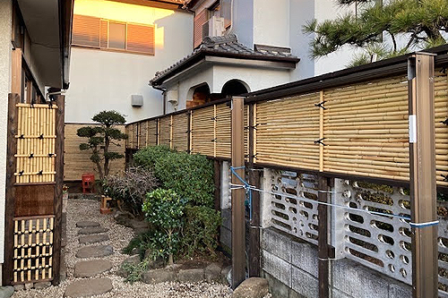 株式会社木むら造園の施工事例　Y邸（御簾垣工事）